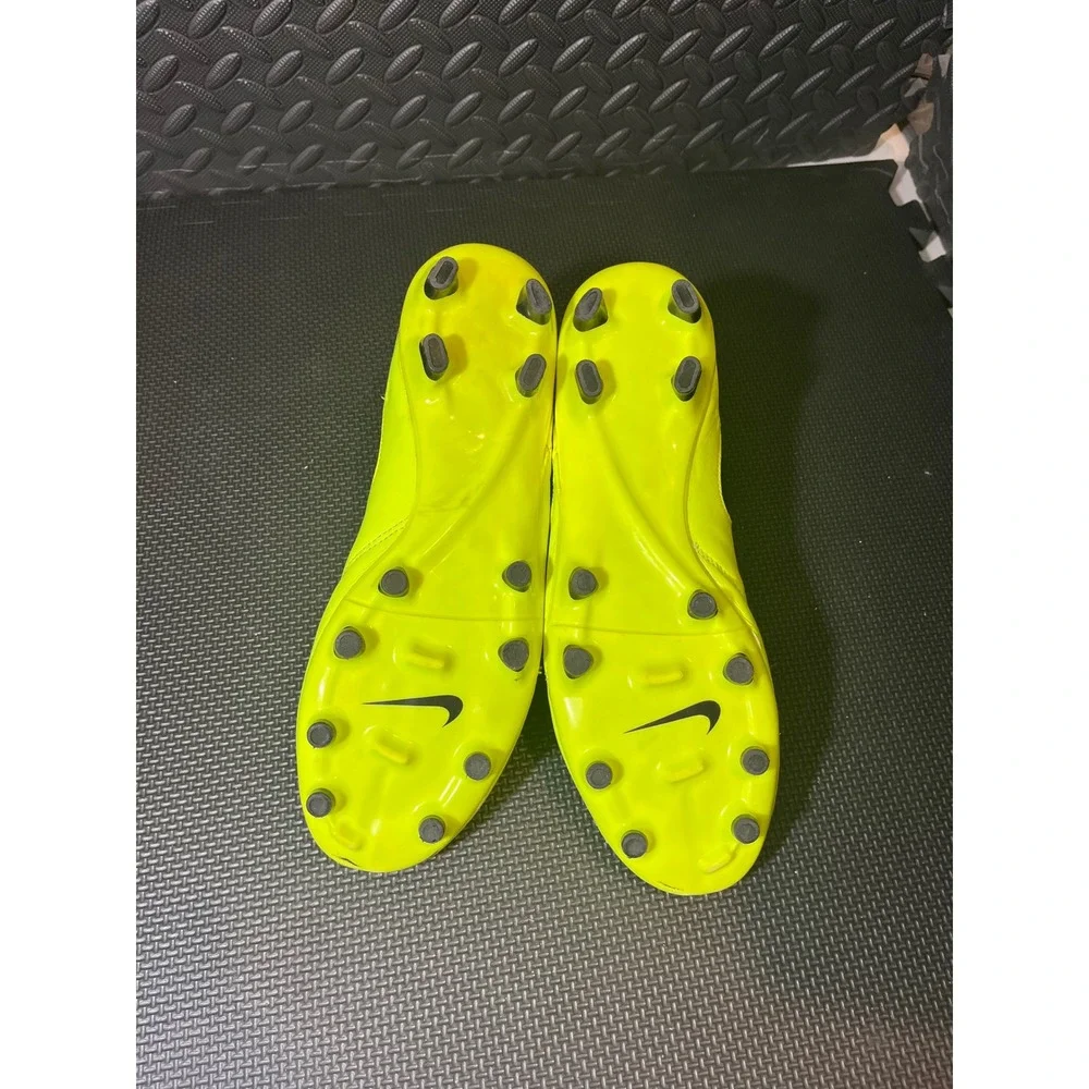 Nike Tiempo Genio II Leather Soccer Cleats Mens 12 Volt Yellow Black 819213-707